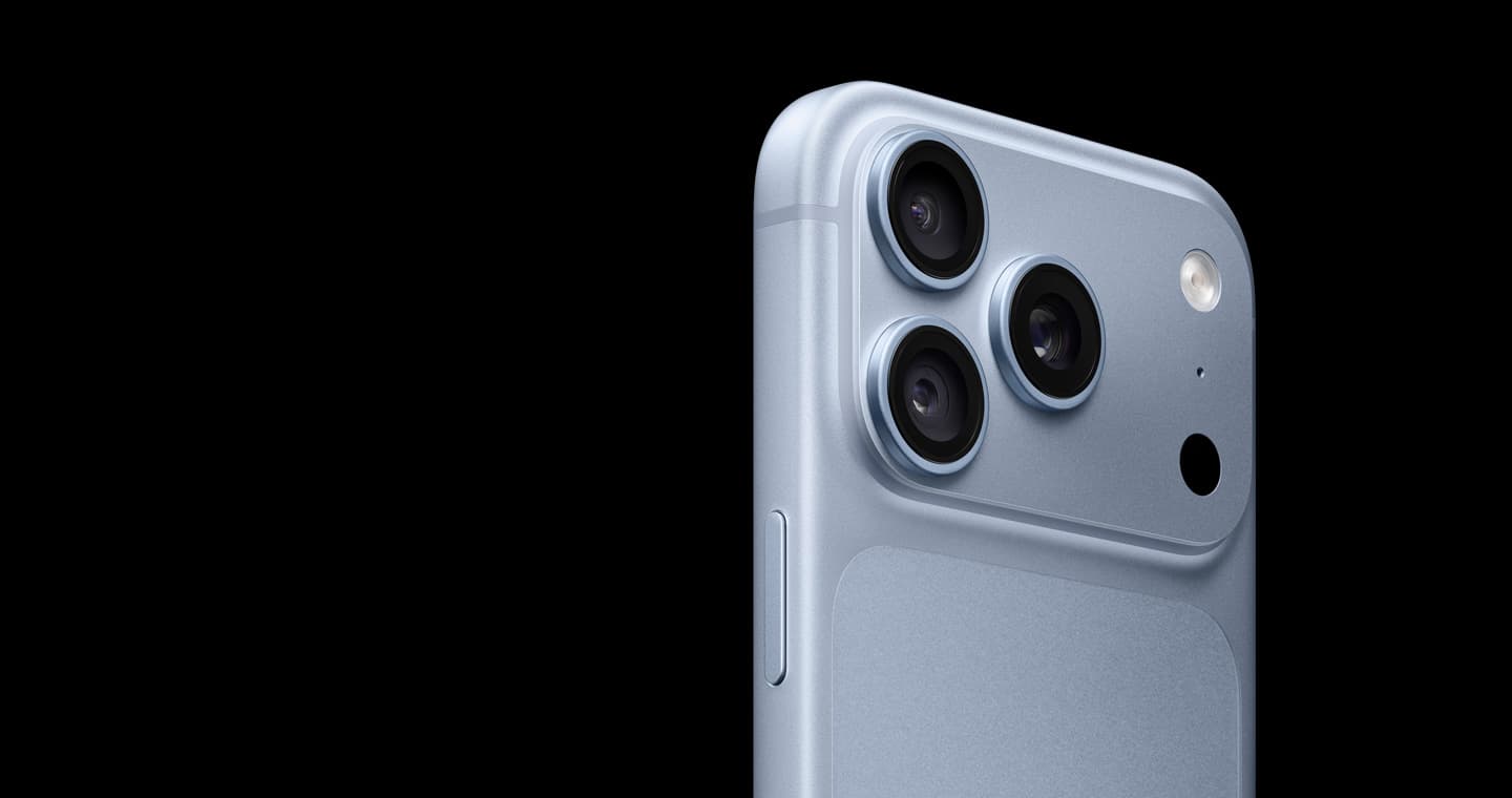 iPhone 18 Pro en color glaciar, detalle del módulo de cámaras.